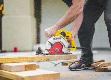 How to Choose the Right Temporary Power Supply for Your Construction Site